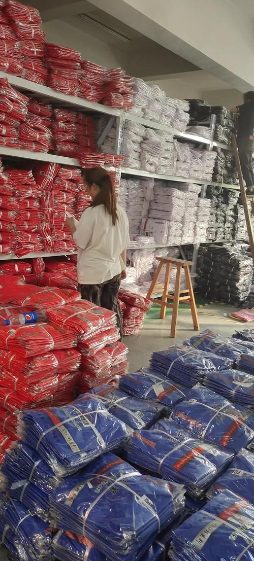 商海双璧 义乌市北龙服饰与品诺服饰的奋进之路